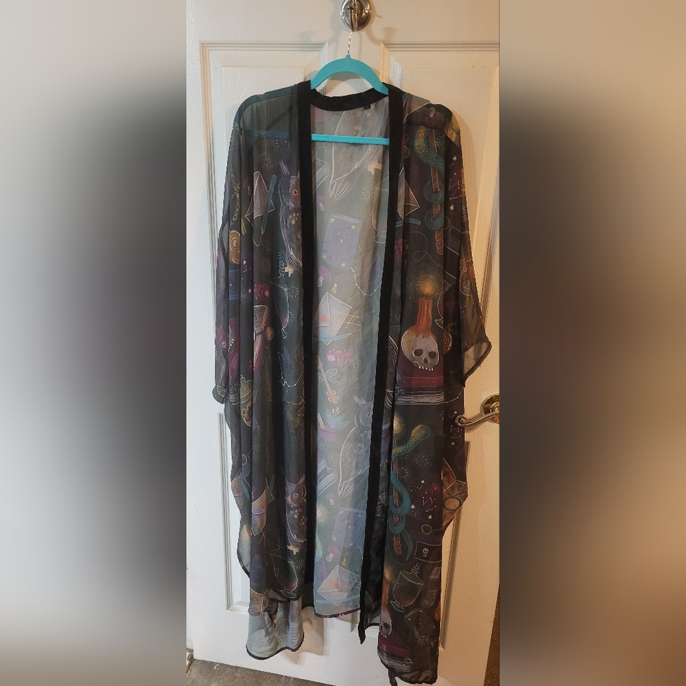 Spellbound Soles Duster Kimono